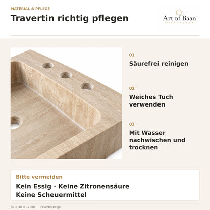 Detail des Travertin-Waschbeckens mit Pflegehinweisen zu säurefreier Reinigung, weichem Tuch und anschließendem Trocknen.
